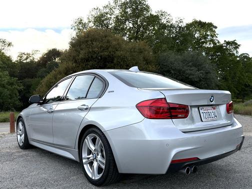 2018 BMW 330e iPerformance