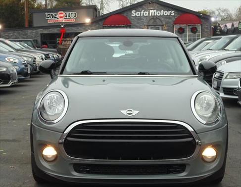2017 MINI Hardtop Cooper