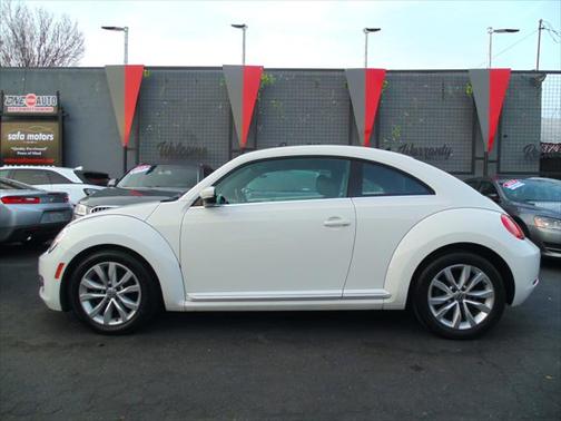 2013 Volkswagen Beetle 2.0L TDI