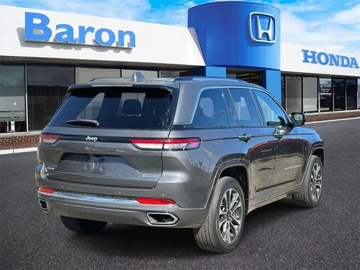 2022 Jeep Grand Cherokee Overland