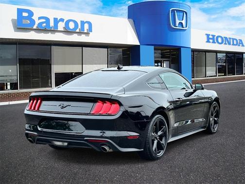2021 Ford Mustang EcoBoost