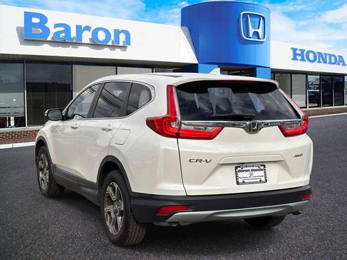 White 2017 Honda CR-V EX