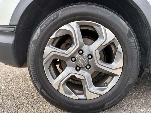 White 2017 Honda CR-V EX