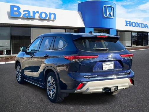 2021 Toyota Highlander Platinum