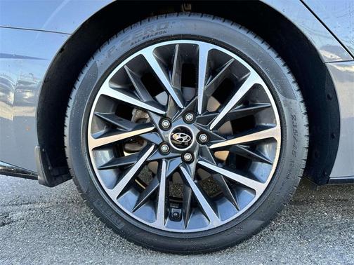 2022 Hyundai SONATA Limited