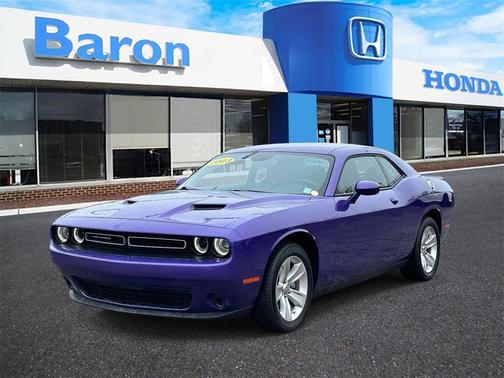 2023 Dodge Challenger SXT