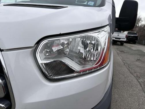 2017 Ford Transit-250 Base