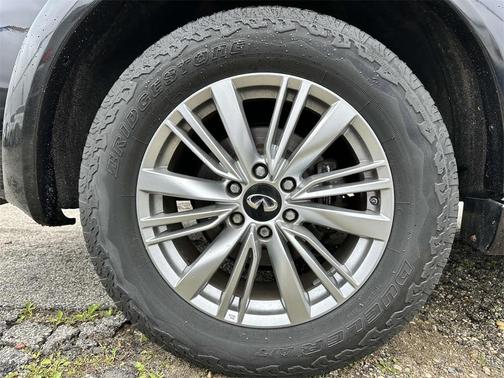2018 INFINITI QX80 Base