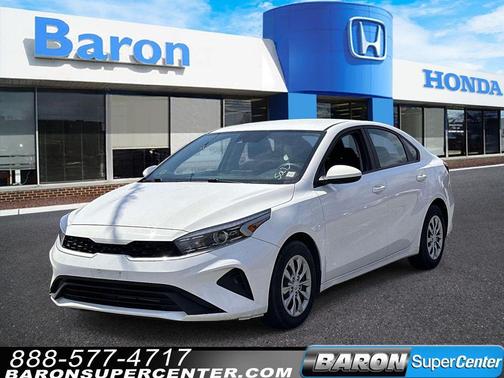 Clear White 2023 Kia Forte LX