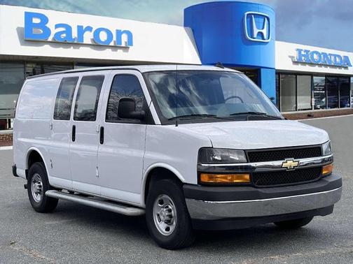 2022 Chevrolet Express 2500 Work Van