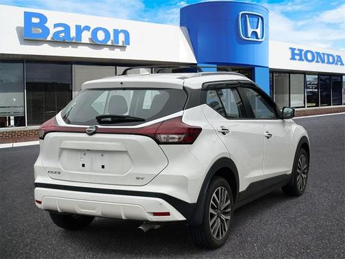 2023 Nissan Kicks SV