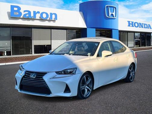 2018 Lexus IS 300 Base