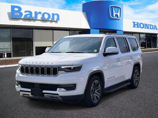 Bright White Clearcoat 2022 Jeep Wagoneer Series III
