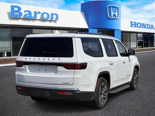 Bright White Clearcoat 2022 Jeep Wagoneer Series III