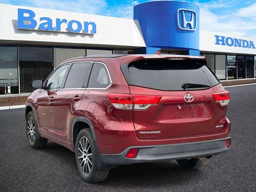 2018 Toyota Highlander SE