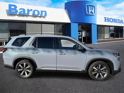 2024 Honda Pilot Touring