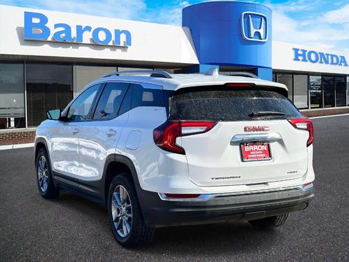 2022 GMC Terrain SLT