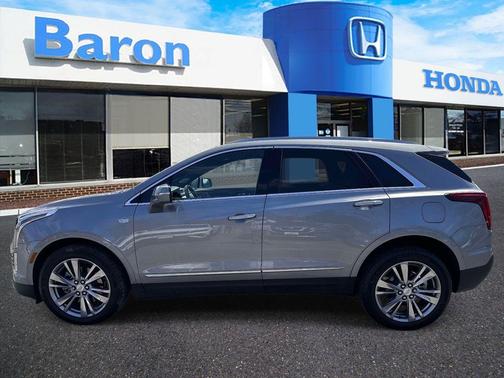 Silver Metallic 2024 Cadillac XT5 Premium Luxury