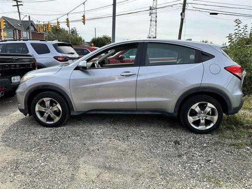 2017 Honda HR-V LX