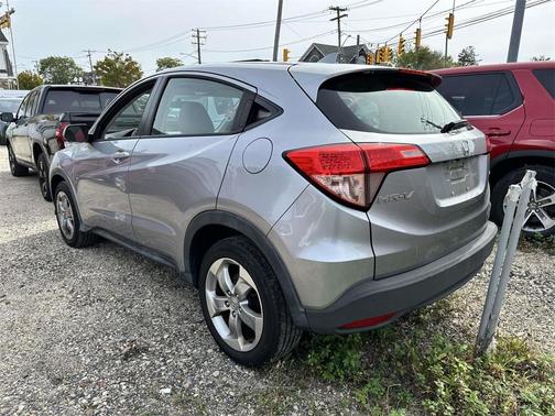 2017 Honda HR-V LX