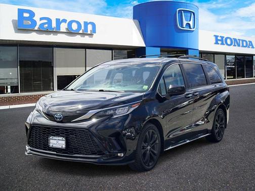 2023 Toyota Sienna XSE