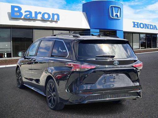 2023 Toyota Sienna XSE