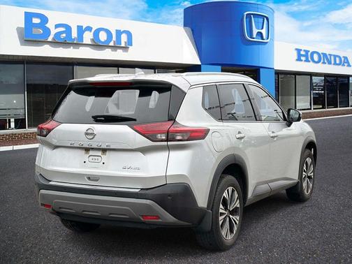 Brilliant Silver Metallic 2021 Nissan Rogue SV