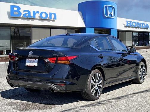 2022 Nissan Altima 2.5 SR