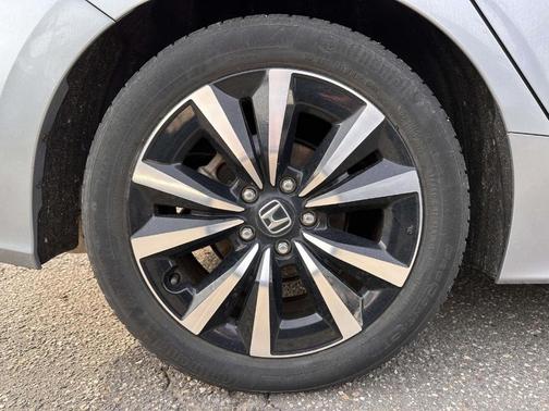 2023 Honda Civic EX-L