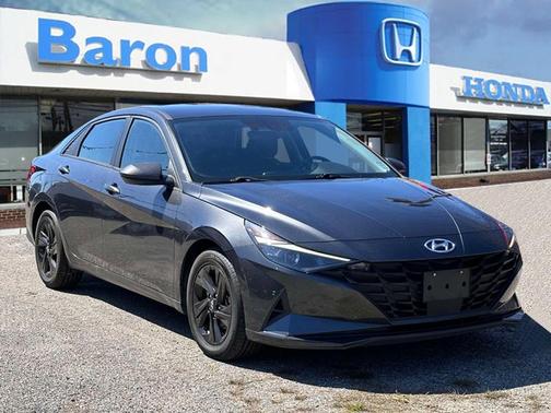 2021 Hyundai ELANTRA SEL
