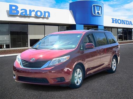 2013 Toyota Sienna LE
