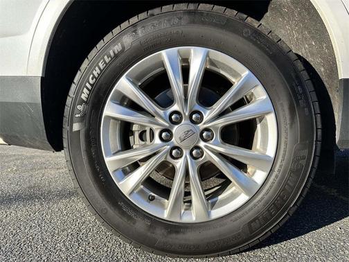 2023 Cadillac XT5 Luxury