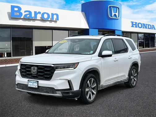 2023 Honda Pilot Touring