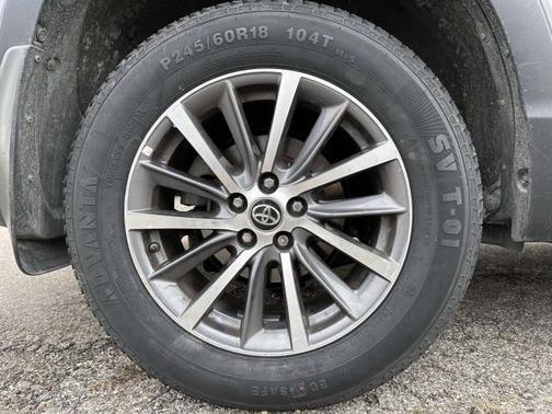 2018 Toyota Highlander SE