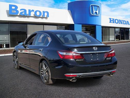 Crystal Black Pearl 2017 Honda Accord Sport SE