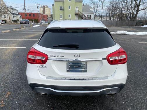 Polar White 2020 Mercedes-Benz GLA 250 Base