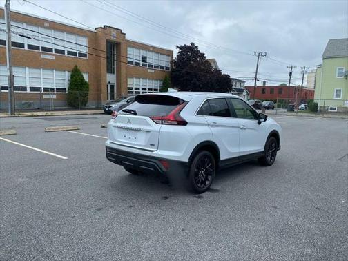 2025 Mitsubishi Eclipse Cross LE