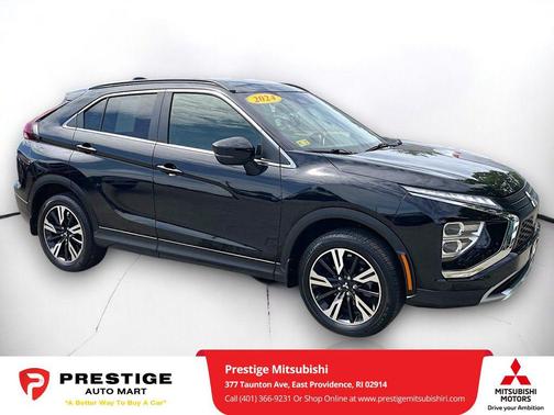 Labrador Black Pearl 2024 Mitsubishi Eclipse Cross SE