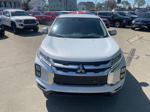 White Diamond 2026 Mitsubishi Outlander Sport 2.0 ES