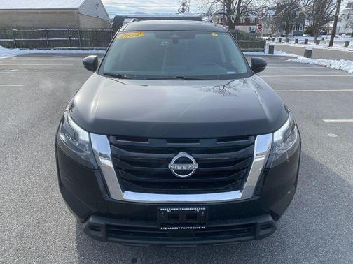 2024 Nissan Pathfinder SV 4WD