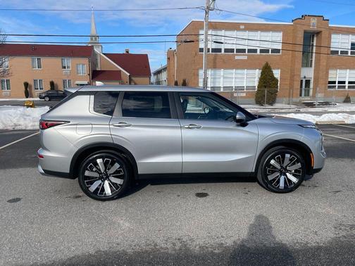 2026 Mitsubishi Outlander SE 2.5 S-AWC