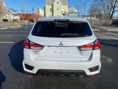 2025 Mitsubishi Outlander Sport 2.0 ES