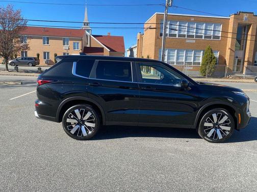 2025 Mitsubishi Outlander SE 2.5 S-AWC