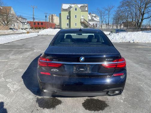 2019 BMW 740 xDrive