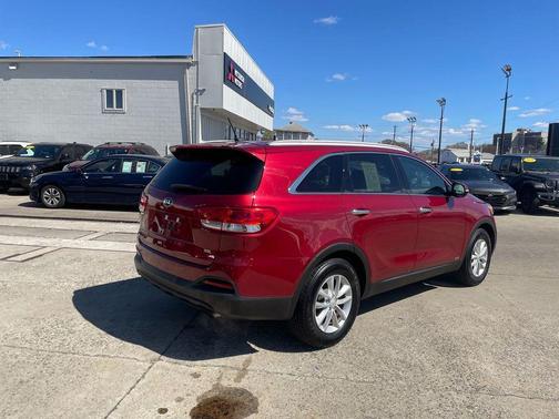 Remington Red 2017 Kia Sorento LX
