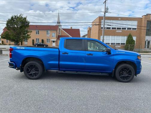 2023 Chevrolet Silverado 1500 Custom