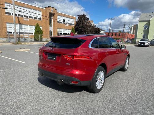 2018 Jaguar F-PACE 35t Prestige