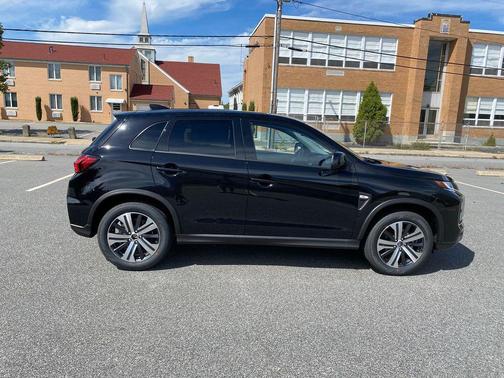 2025 Mitsubishi Outlander Sport 2.0 ES