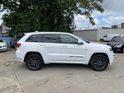 Bright White Clearcoat 2019 Jeep Grand Cherokee High Altitude