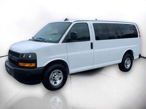 2019 Chevrolet Express 2500 LS